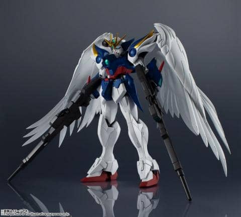 「GUNDAM UNIVERSE WING GUNDAM ZERO&STRIKE GUNDAM&GUNDAM Ez8(機動戦士ガンダム)」予約開始!
