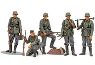 投げ売り堂 - 1/35 ドイツ歩兵セット 大戦中期 「ミリタリーミニチュアシリーズ No.371」 [35371]_00