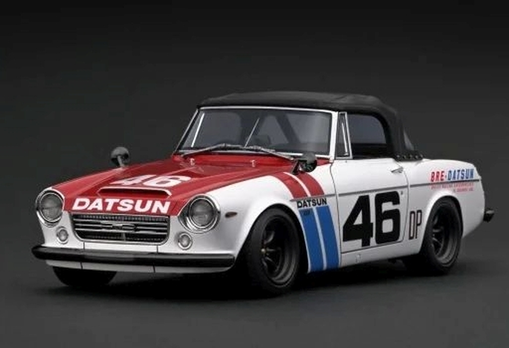 ignition model(COjbVf) \ ~jJ[ 1/18 DATSUN Fairlady 2000 SR311(bh×zCg) [IG2715]