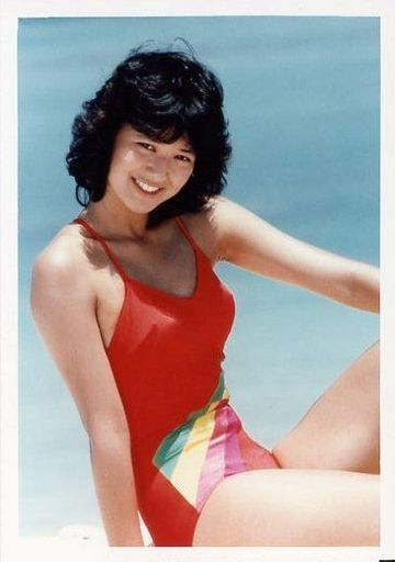 花の年組 石川秀美のキュートな水着姿 高画質な画像まとめ 写真まとめサイト Pictas