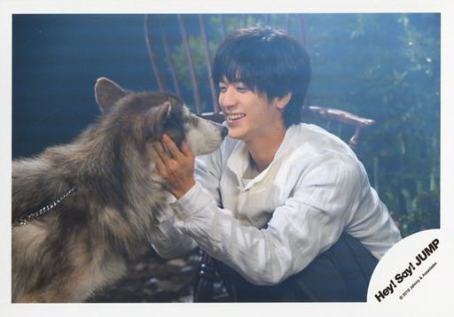 生写真 ジャニーズ アイドル Hey Say Jump Hey Say Jump 中島裕翔 横型 膝上 衣装白 左向き 両手犬 アルバム Parade Mv ジャケ写オフショット 公式生写真 Merchpunk