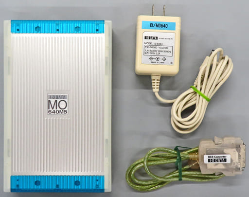 駿河屋 -<中古>アイオーデータ USB対応 外付型640MB MOドライブ[MOA