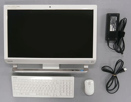 TOSHIBA dynabook D71 デスクトップ型状態