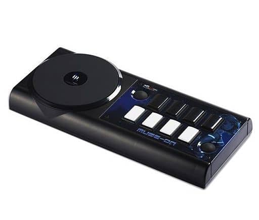 MUSE-ON Controller for DJMAX Trilogy(状態:箱(内箱含む)状態難) MUSE-ON Controller for DJMAX Trilogy(状態:箱(内箱含む)状態難)
