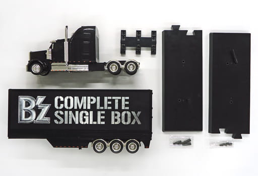 駿河屋 -<中古>B'z / B'z COMPLETE SINGLE BOX(Trailer Edition)(状態