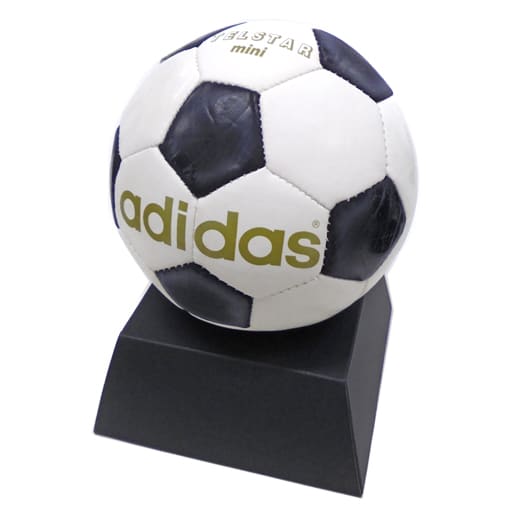 最新デザインの 1970-2006 ワールドカップ adidas ヒストリカル マッチ
