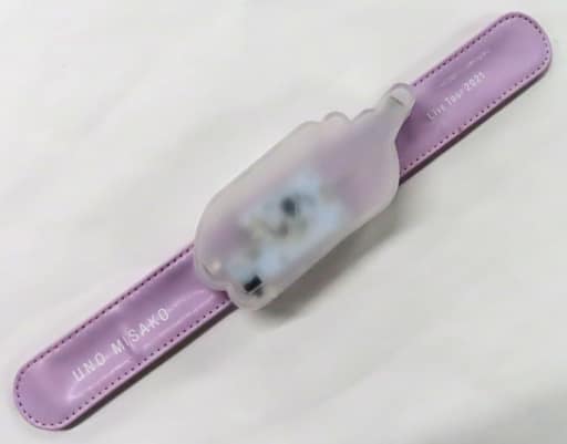 駿河屋 -<中古>宇野実彩子 Hug light(ブレスレット型ペンライト) 「UNO