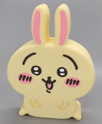 駿河屋 - 【買取】うさぎ すわどーるポーチ 「ちいかわ なんか小さくて