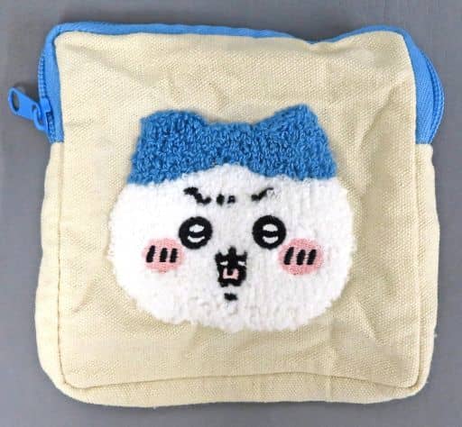 ハチワレ 「ちいかわ もこもこポーチ」