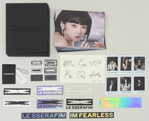 グッズセット　LE SSERAFIM The First Moment in Your Hands LE SSERAFIM 1st Mini Album 『FEARLESS』 Official Merch. Weverse Shop JAPAN限定