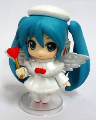 駿河屋 中古 単品 ねんどろいどぷち 初音ミク クリスマス ピアノケーキver キャラクター ボーカル シリーズ01 初音ミク ファミリーマート限定 初音ミク クリスマス ピアノケーキ付属品 トレーディングフィギュア