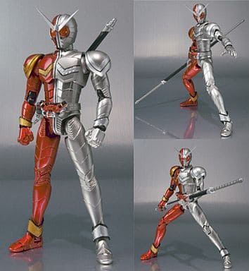 S.H.フィギュアーツ 仮面ライダーW(ダブル) ヒートメタル