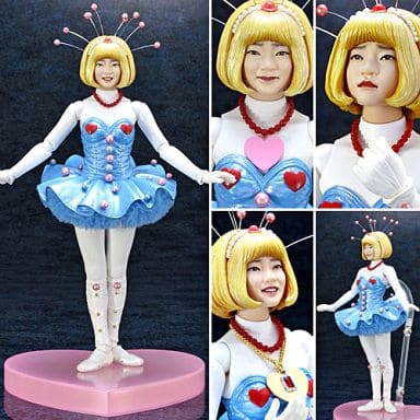 ロボコンロビンちゃん。フィギュア約２５㎝。二代目ロビーナちゃん