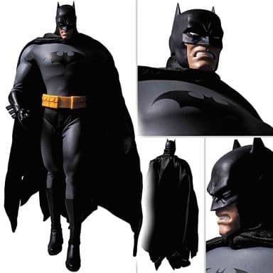 RAH BATMAN (HUSH Ver.) - BLACK