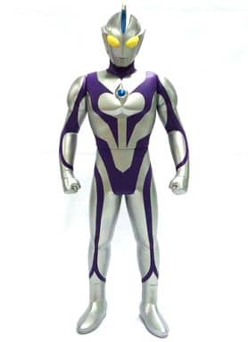 駿河屋 中古 ランクb ウルトラマンコスモス スペースコロナモード ウルトラマンコスモス とく大リアルフィギュア てれびくん応募者全員サービス フィギュア