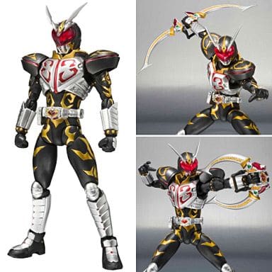 駿河屋 新品 中古 S H Figuarts 仮面ライダーカリス 仮面ライダー剣 ブレイド フィギュア