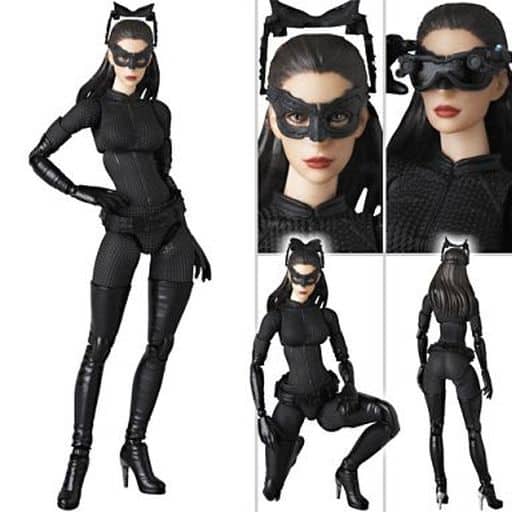 MAFEX SELINA KYLE