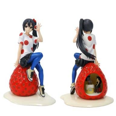 駿河屋 買取 箱欠品 中野梓 けいおん 1 8 Pvc製塗装済み完成 京アニショップ限定 フィギュア