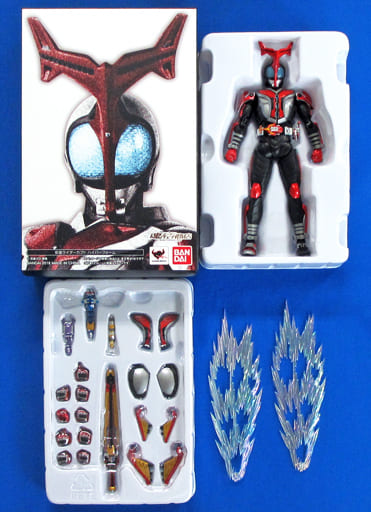 好評超特価 BANDAI - S.H.Figuarts 仮面ライダーカブト ハイパー