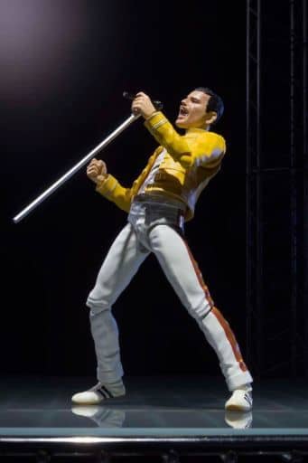 S.H.Figuarts フレディ・マーキュリー 『Live at wembley stadium』