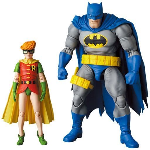 駿河屋 -<新品/中古>MAFEX BATMAN BLUE Ver. ＆ ROBIN(The Dark Knight ...