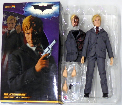 MAFEX ハービー・デント / トゥーフェイス バットマン ダークナイト- MAFEX ハービー・デント / トゥーフェイス バットマン ダークナイト-