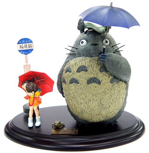 バス停 フィギュア コミニカ めい さつき トトロ(青傘と箱に傷み【激 バス停 フィギュア コミニカ めい さつき トトロ(青傘と箱に傷み【激