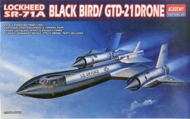 ジャンク扱い　送料込み　アリイ　激レア　ロッキード　SR-71A ブラックバード