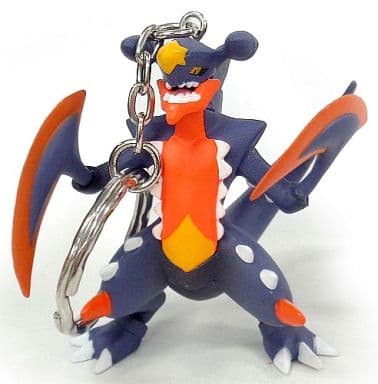 駿河屋 中古 メガガブリアス リアルフィギュアキーホルダー メガシンカ 3 ポケットモンスターxy キーホルダー マスコット