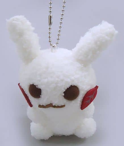 駿河屋 中古 冬のかくれんぼ ピカチュウゆきだるま マスコット ポケットモンスター ポケモンセンター限定 キーホルダー マスコット