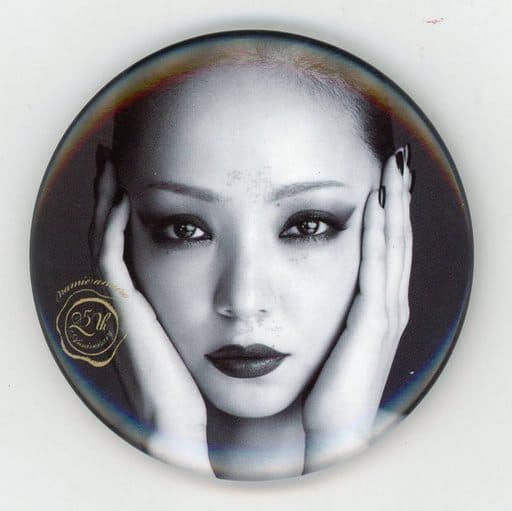 新品！未開封！！激レア！安室奈美恵　カプセル付きアクリルスタンド&缶マグネット！