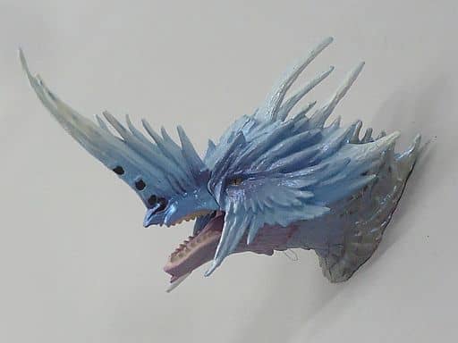 駿河屋 中古 イヴェルカーナモンスター ヘッドマグネット 一番くじ モンスターハンターワールド アイスボーン D賞 小物