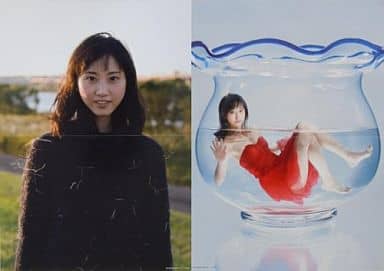 A3特製リバーシブルポスター(二つ折) 松井玲奈(表紙金魚鉢＆立ち姿) 「松井玲奈写真集 きんぎょ」同梱付録