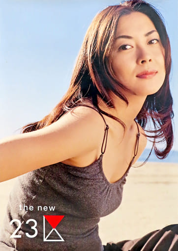 駿河屋 - 【買取】B2ポスター 中山美穂 「23区 SPORT」(女性ポスター)