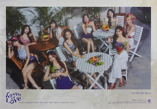 駿河屋 - 【買取】ポスター(Taste ver.) TWICE 「CD Taste of Love