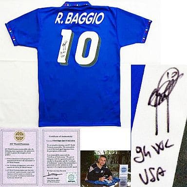 Roberto Baggio(ロベルト・バッジョ) 直筆サイン入りイタリア代表ユニフォーム(1994年W杯モデル) Roberto Baggio(ロベルト・バッジョ) 直筆サイン入りイタリア代表ユニフォーム(1994年W杯モデル)