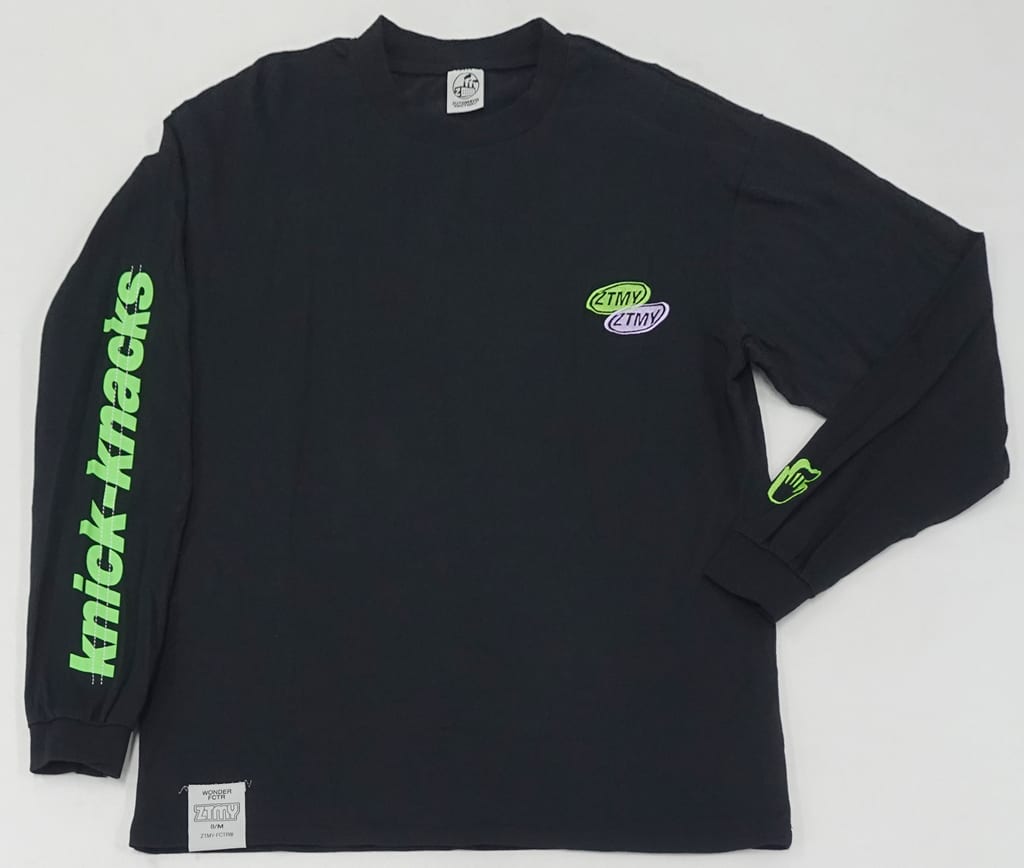 ずっと真夜中でいいのに。 HP TOP ロンT(Tシャツ) ブラック Lサイズ 「ZUTOMAYO FACTORY『鷹は飢えても踊り忘れず』」 ずっと真夜中でいいのに。 HP TOP ロンT(Tシャツ) ブラック Lサイズ 「ZUTOMAYO FACTORY『鷹は飢えても踊り忘れず』」