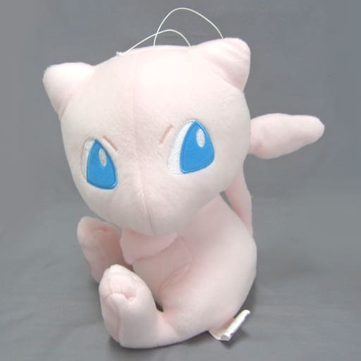 駿河屋 -<中古>ミュウ でっかいぬいぐるみ~ピカチュウ・ミュウ