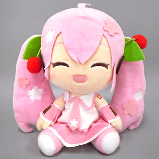 新品　桜ミク　ＢＩＧぬいぐるみ　デフォルメｖｅｒ．　にっこり　初音ミク