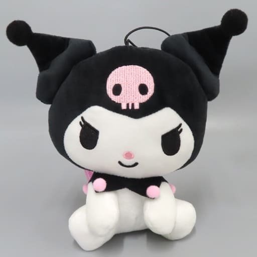 駿河屋 -<中古>クロミ(頭巾ブラック) おすわりドール 「サンリオ