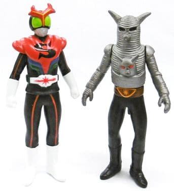 駿河屋 - 【買取】No.4 ストロンガーVSガンガル 仮面ライダー対決