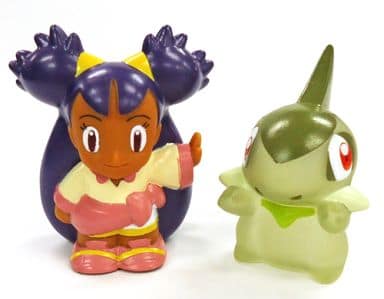 駿河屋 中古 02 アイリス キバゴ クリアバージョン ポケモンキャラキッズw トレーディングフィギュア