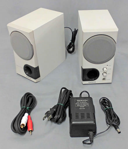 駿河屋 -<中古>ONKYO パワードスピーカーシステム 2台1組 (ホワイト