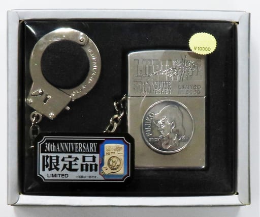 駿河屋 -<中古>[外スリーブ欠品] 峰不二子(手錠タイプ) ZIPPOライター