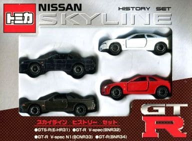 トミカ　SKYLINE  オフィシャルカー　4台セット