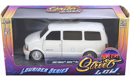 jada toys 1962 VW BUS 2001 シボレー アストロバン