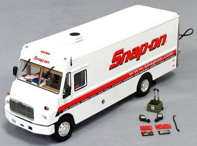 駿河屋 -<中古>1/32 FREIGHTLINER MT-55 Snap-on-フレイトライナー MT ...