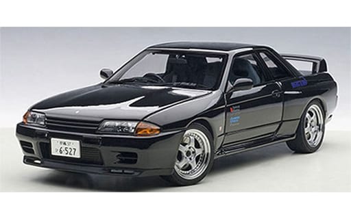 駿河屋 -<新品/中古>1/18 日産 スカイライン GT-R R32 V-Spec II 「新
