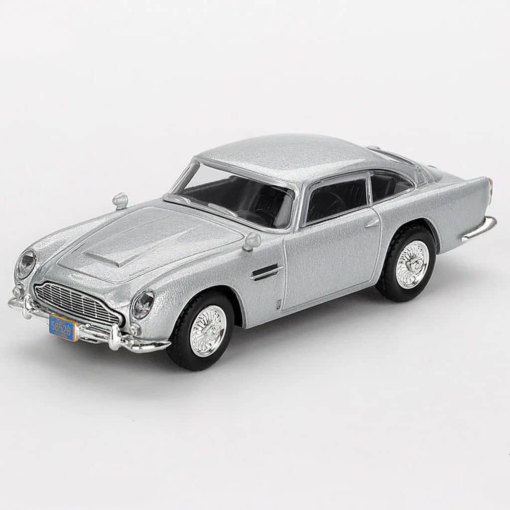 1/64 アストンマーチン DB5 「カジノ・ロワイヤル」 中国語(繁体字)版パッケージ ミニGTシリーズ [MGT00909-007TC]