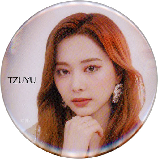 駿河屋 - 【買取】ツウィ(TWICE) 缶バッジ 「CD Kura Kura」 リリース